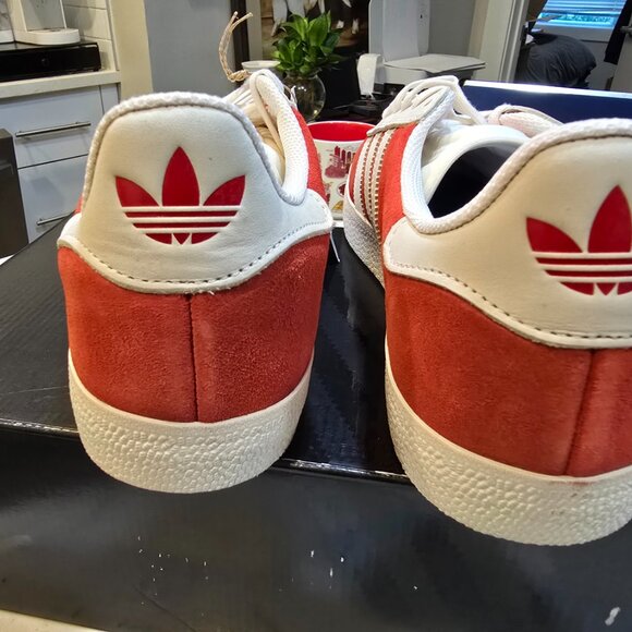 adidas Gazelle ADV Better Scarlet / Red / Gold Skateboarding JP5861 Mens Size 10 - Picture 6 of 9